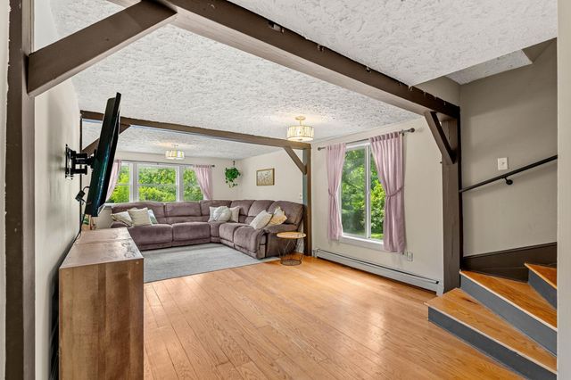 84 North Water Street, Boscawen, NH 03303