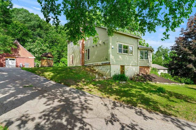 84 North Water Street, Boscawen, NH 03303