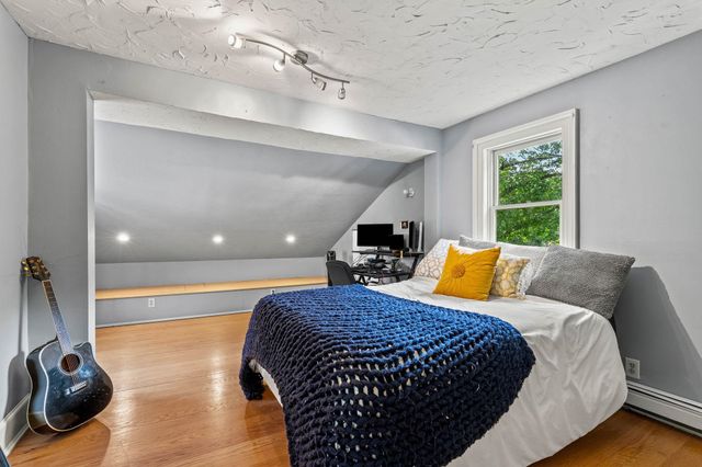 84 North Water Street, Boscawen, NH 03303