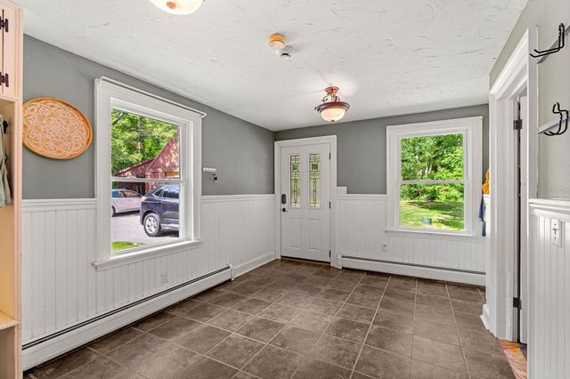 84 North Water Street, Boscawen, NH 03303
