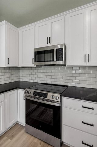 205 Garbon Drive, Summerville, SC 29485