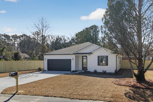 205 Garbon Drive, Summerville, SC 29485