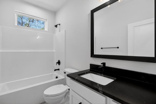 205 Garbon Drive, Summerville, SC 29485