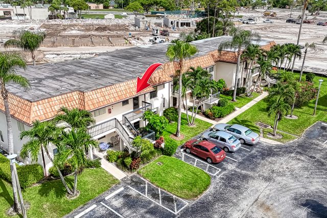 7257 Golf Colony Court 202, Lake Worth, FL 33467