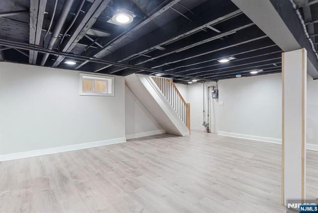 204 19th Avenue, Irvington, NJ 07111