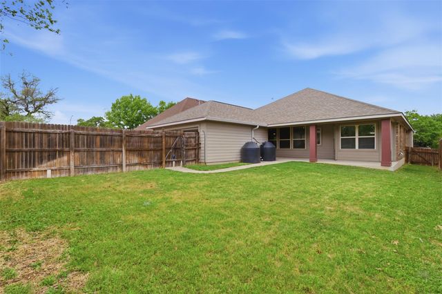 339 Sycamore ST, Georgetown, TX 78633