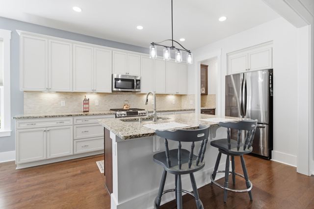 1113 Old Field Drive, Summerville, SC 29483