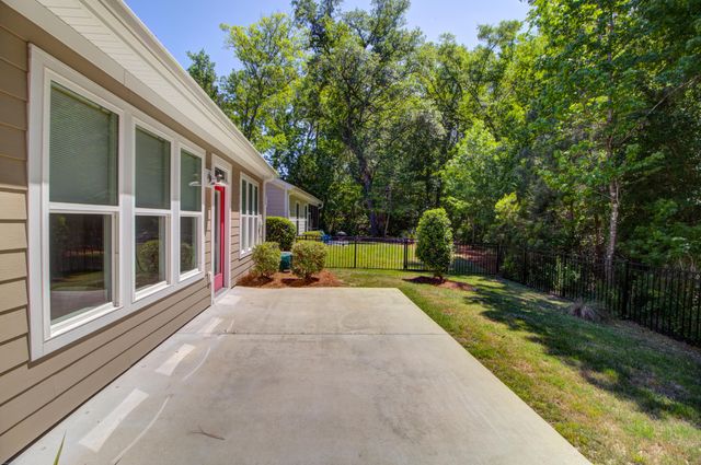 1113 Old Field Drive, Summerville, SC 29483