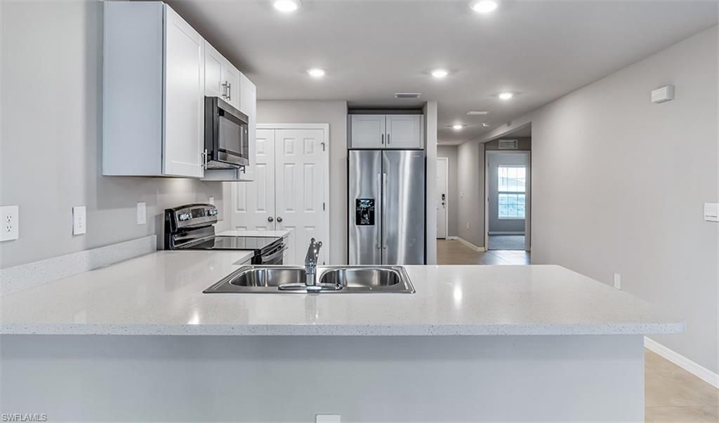6026 Pecan CIR, LABELLE, FL 33935 — photo 3