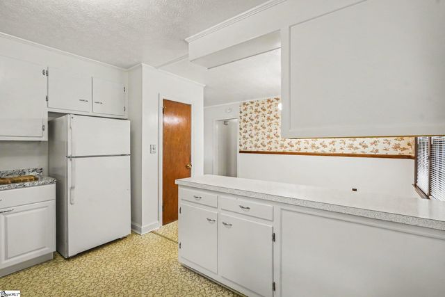 8 Bent Twig Drive, Greenville, SC 29605