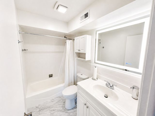 9138 W 140th Street 3SE, Orland Park, IL 60462