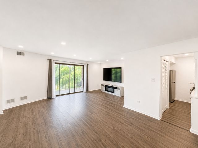 9138 W 140th Street 3SE, Orland Park, IL 60462