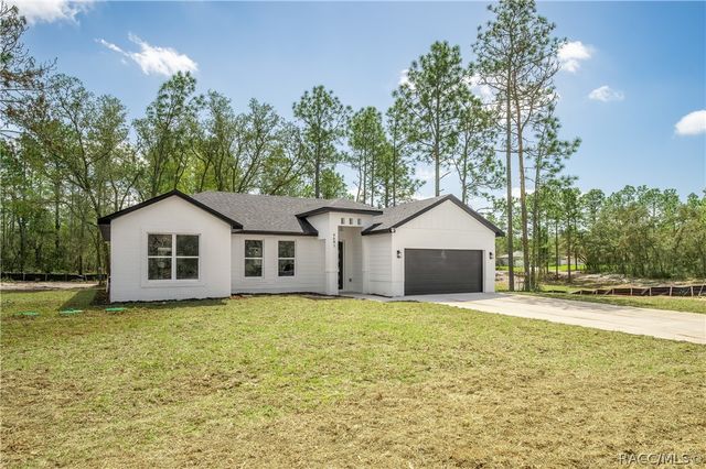 9609 N Vaughn Drive, Citrus Springs, FL 34433