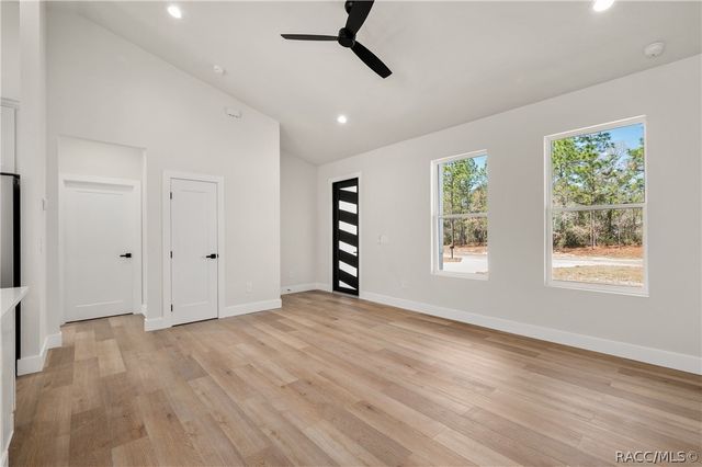 9609 N Vaughn Drive, Citrus Springs, FL 34433