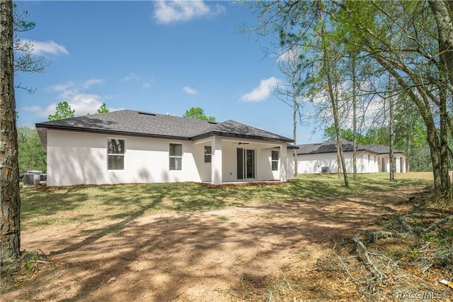 9609 N Vaughn Drive, Citrus Springs, FL 34433