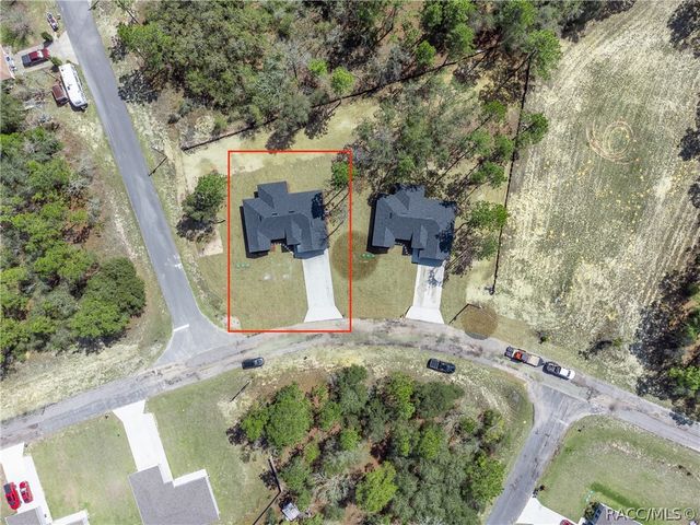 9609 N Vaughn Drive, Citrus Springs, FL 34433