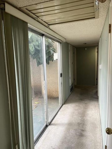 329 E South Avenue, Redlands, CA 92373