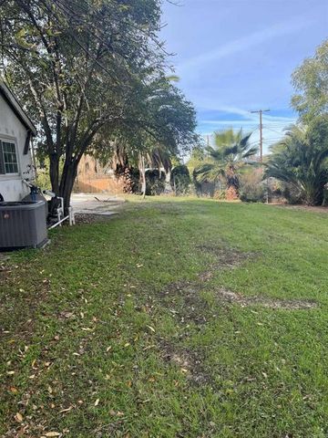 329 E South Avenue, Redlands, CA 92373