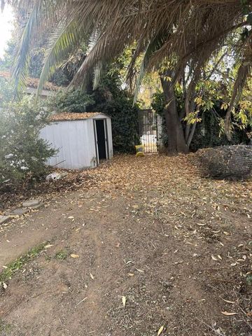 329 E South Avenue, Redlands, CA 92373