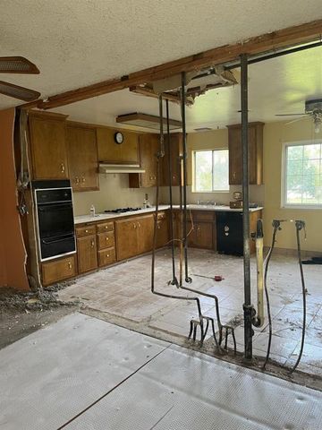 329 E South Avenue, Redlands, CA 92373