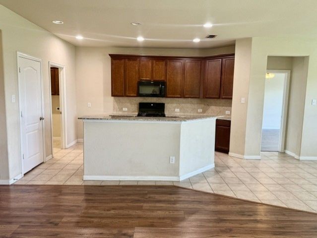 917 Bird Creek Drive, Little Elm, TX 75068