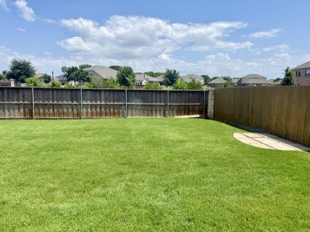 917 Bird Creek Drive, Little Elm, TX 75068
