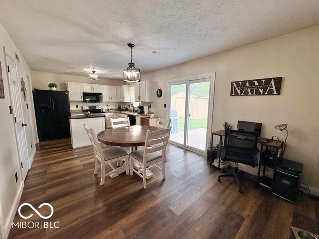 1240 Legacy Lane, Indianapolis, IN 46234