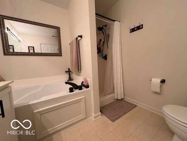 1240 Legacy Lane, Indianapolis, IN 46234