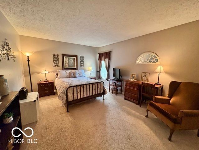 1240 Legacy Lane, Indianapolis, IN 46234