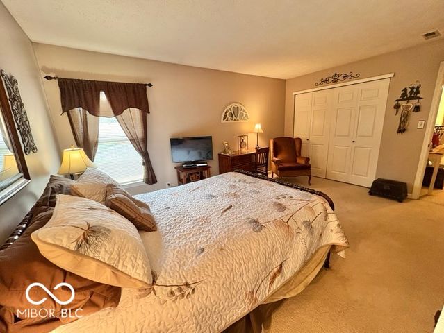 1240 Legacy Lane, Indianapolis, IN 46234