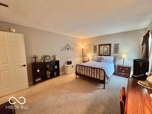 1240 Legacy Lane, Indianapolis, IN 46234