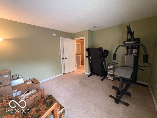1240 Legacy Lane, Indianapolis, IN 46234