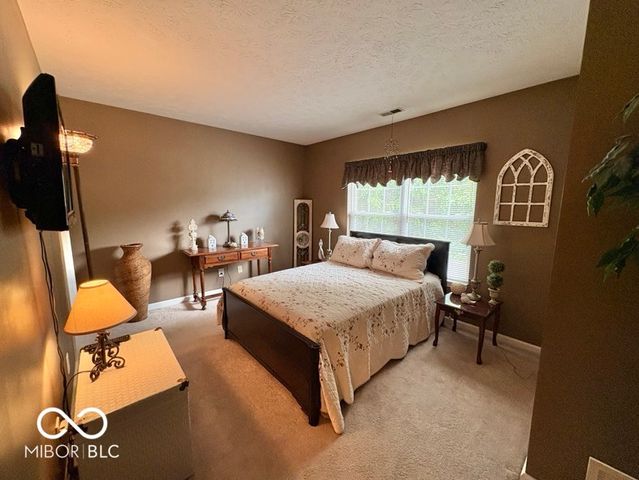 1240 Legacy Lane, Indianapolis, IN 46234