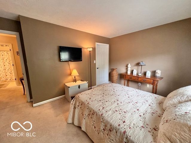 1240 Legacy Lane, Indianapolis, IN 46234