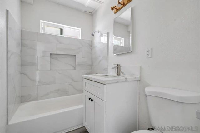 6979-85 Lisbon St, San Diego, CA 92114