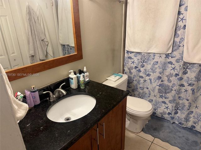 494 NW 165th St Rd C-208, Miami, FL 33169