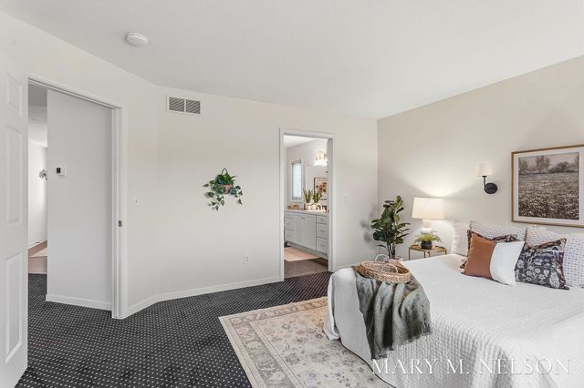 61 Majestic Court 61, Zeeland City, MI 49464