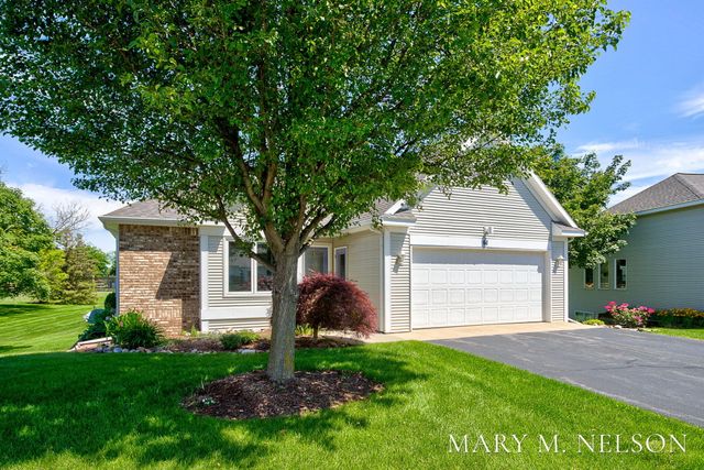 61 Majestic Court 61, Zeeland City, MI 49464