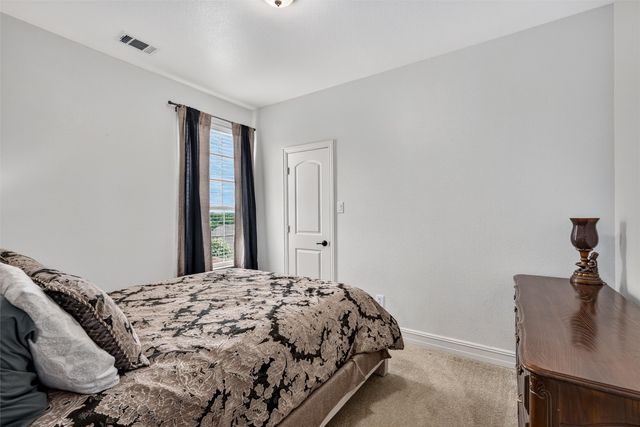 5912 Waterford Lane, Mckinney, TX 75071