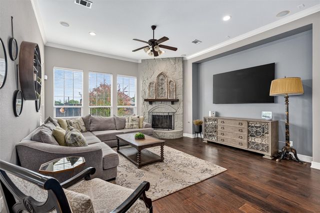 5912 Waterford Lane, Mckinney, TX 75071