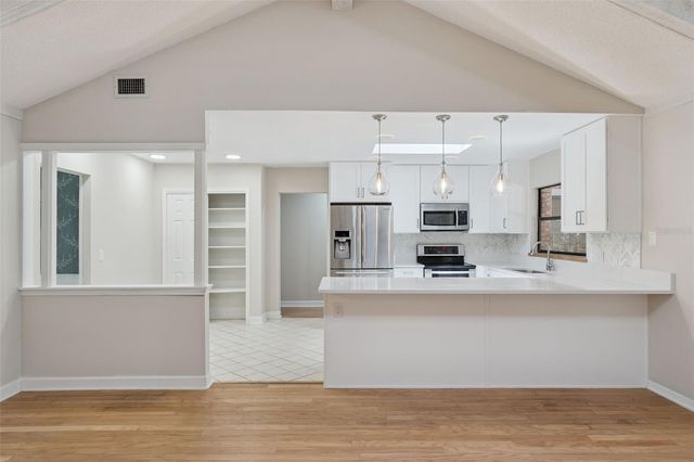 4334 N LANDMARK DRIVE, Orlando, FL 32817
