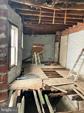 5716 CEDAR AVE, Philadelphia, PA 19143