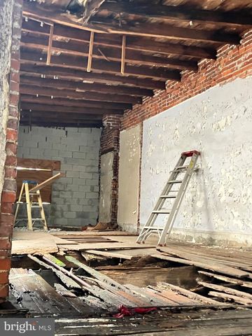 5716 CEDAR AVE, Philadelphia, PA 19143