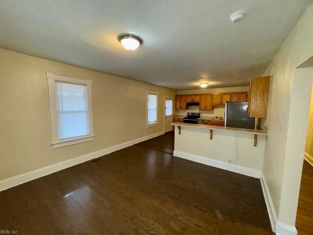 3608 Bainbridge BLVD, Chesapeake, VA 23324