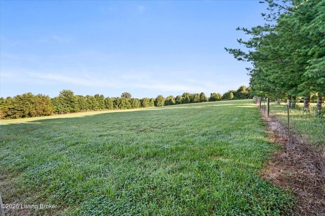 211 Normandy Rd, Taylorsville, KY 40071
