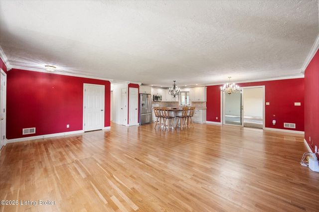 211 Normandy Rd, Taylorsville, KY 40071