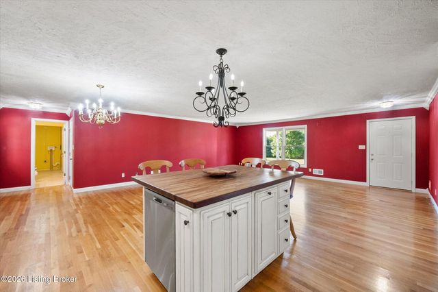 211 Normandy Rd, Taylorsville, KY 40071