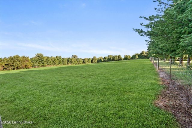 211 Normandy Rd, Taylorsville, KY 40071