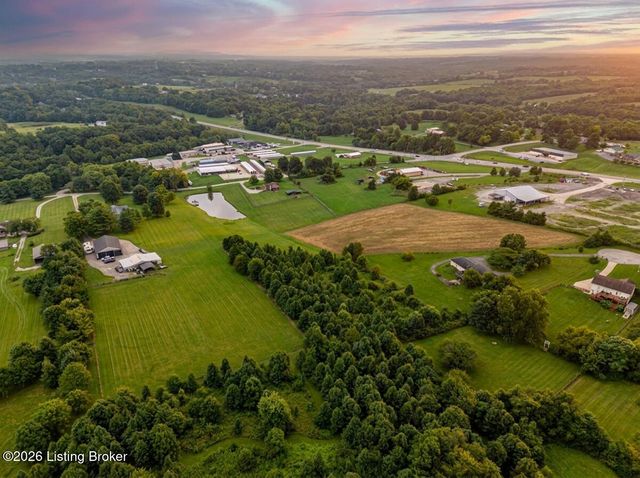 211 Normandy Rd, Taylorsville, KY 40071
