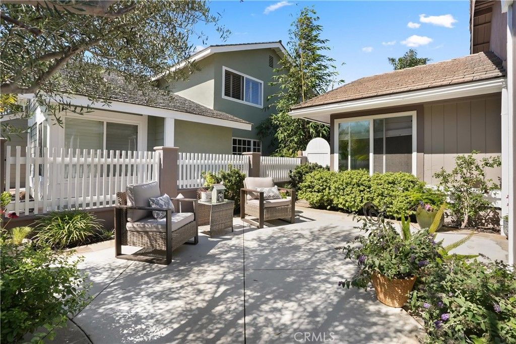 5771 Grimsby Drive, Huntington Beach, CA 92649 — photo 3